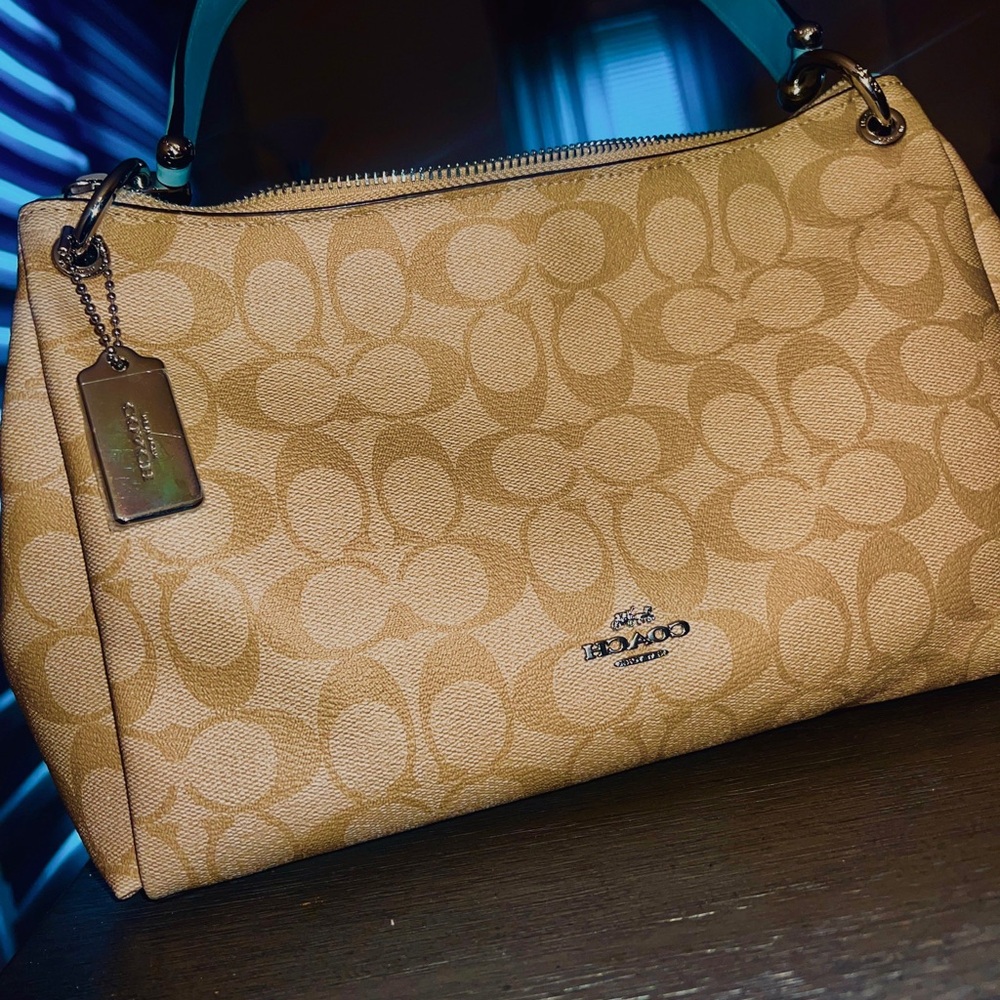 Coach Tan Signature Women's Bag